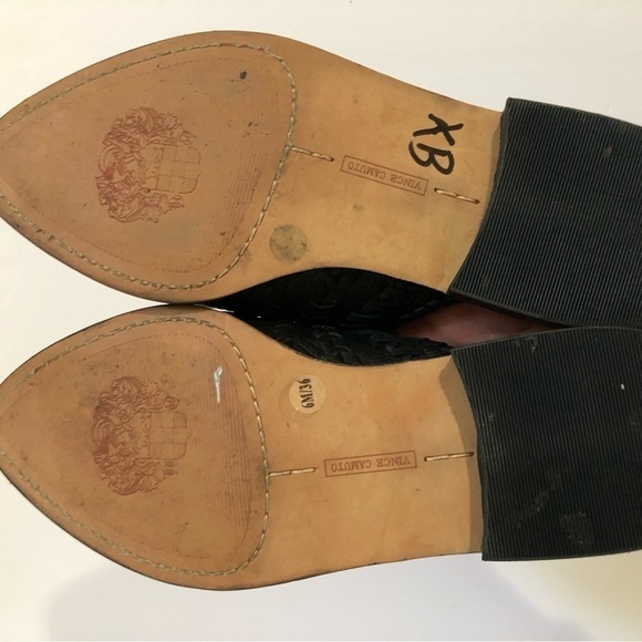 Vince Camuto Sona Western Pointy Toe Black Leather Mules Braid Trim Size 6 - Picture 4 of 5